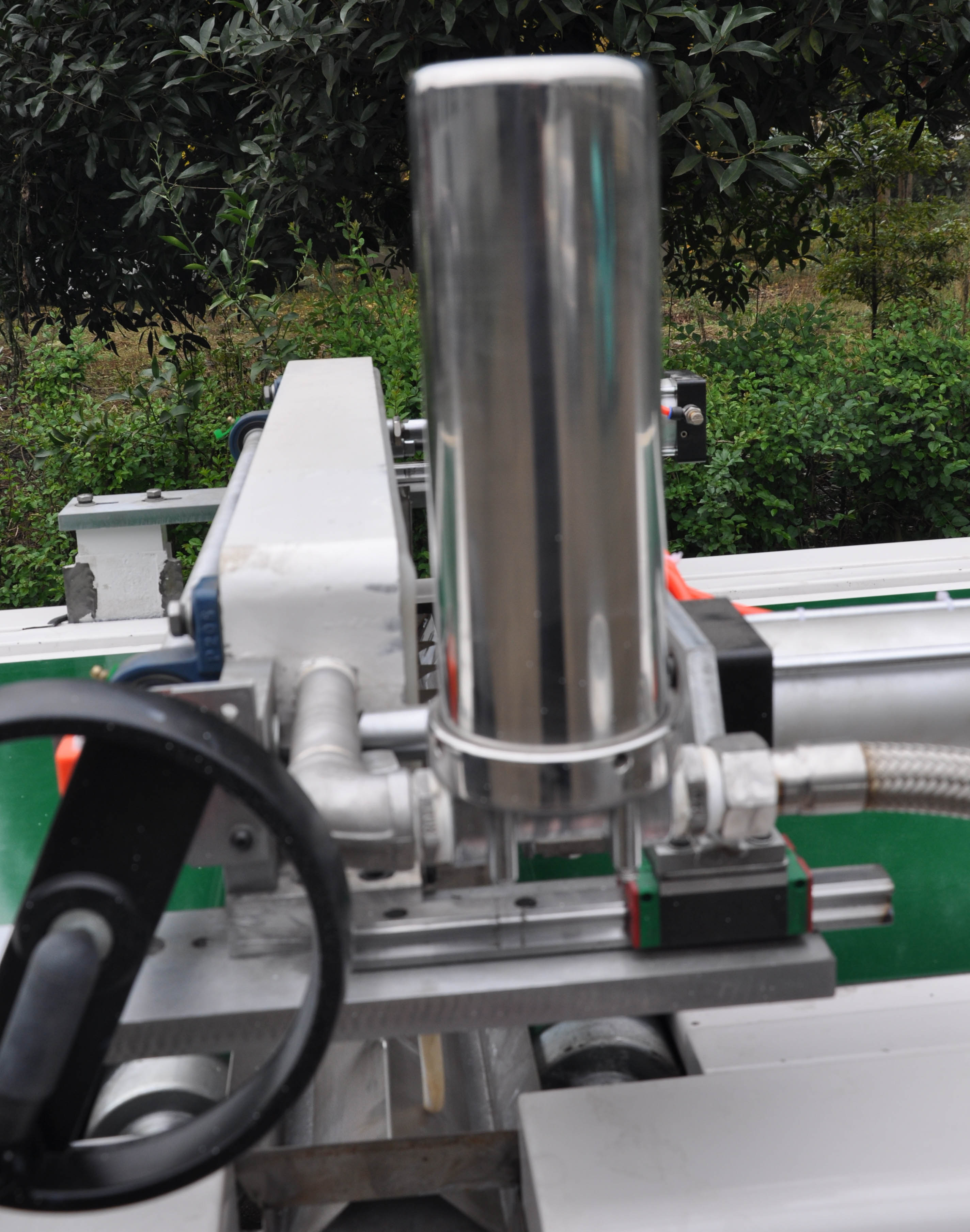 壓紋機 成都壓紋機廠家 木板壓紋機 自動涂裝設備 自動涂裝流水線設備 涂裝自動化設備 自動化涂裝生產線設備 自動化涂裝機械 環保涂裝線自動化機械制造廠 成都環保涂裝線自動化機械 成都涂裝